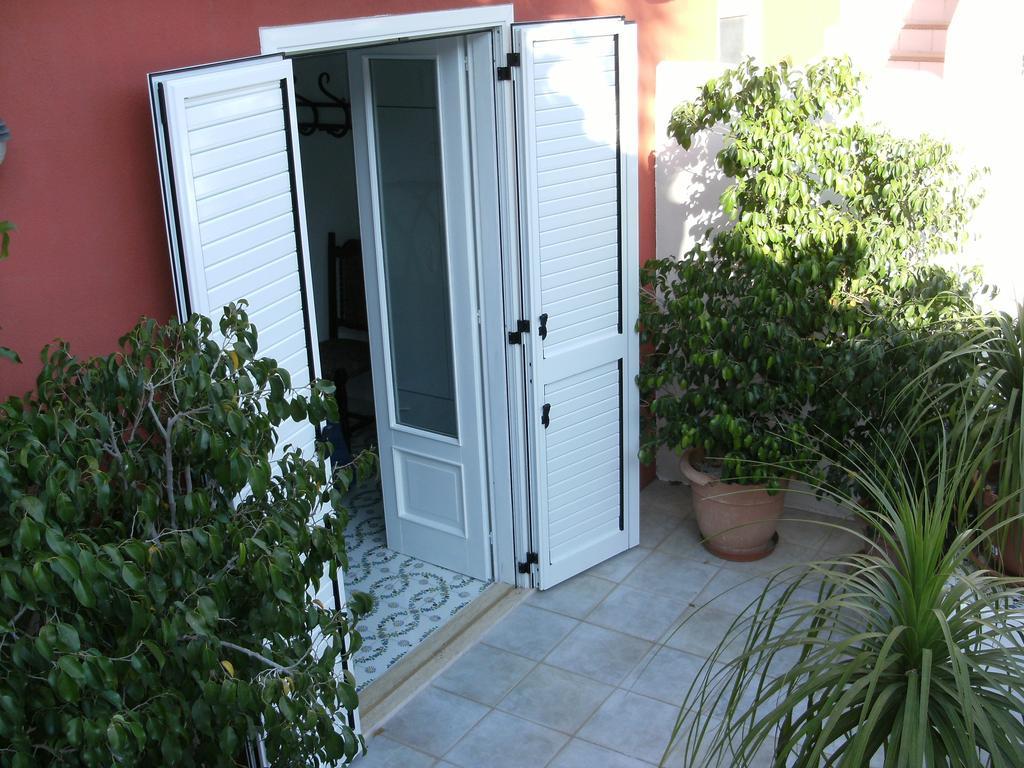 Casa Vacanze Vista Mare Mela Lipari  Exterior foto