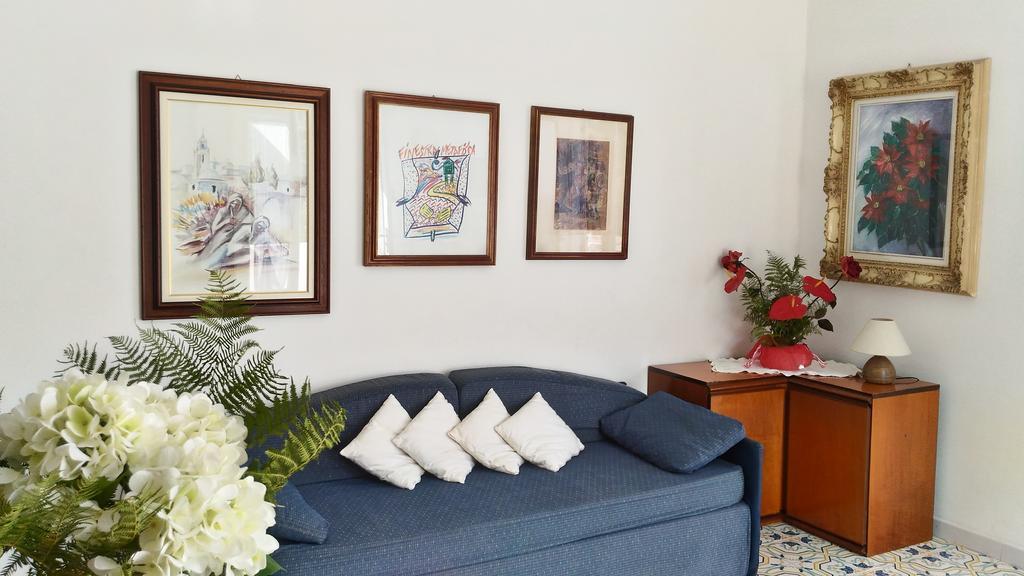 Casa Vacanze Vista Mare Mela Lipari  Exterior foto