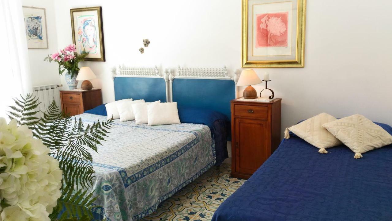 Casa Vacanze Vista Mare Mela Lipari  Exterior foto